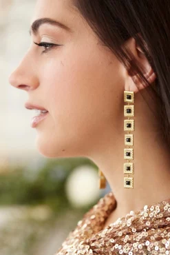 Chefanie Dangling Carrés| Earrings