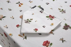 Chefanie Dotted Floral Tablecloth| Tablecloths