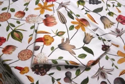 Chefanie Flat Flower Tablecloth| Tablecloths
